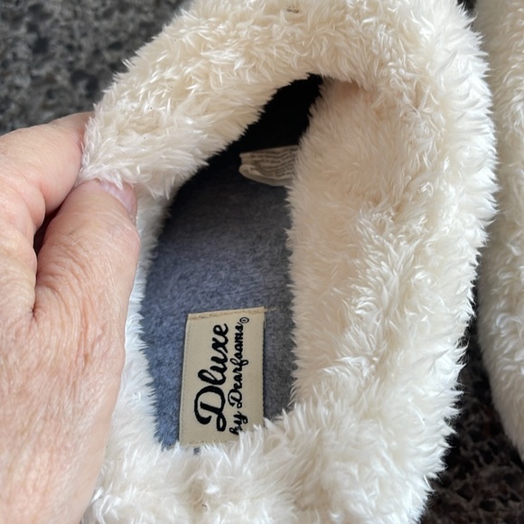 NEW with defect ( yellow sole) Dluxe Dearfoams Women's Slippers size Large 9-10 - Picture 3 of 11